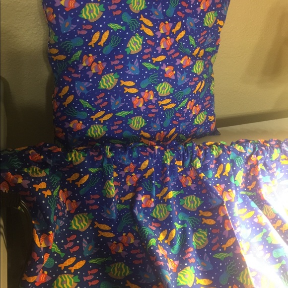 Handcrafted Window Valence/Pillow Set insert included for pillow. Great for kids - Picture 1 of 1